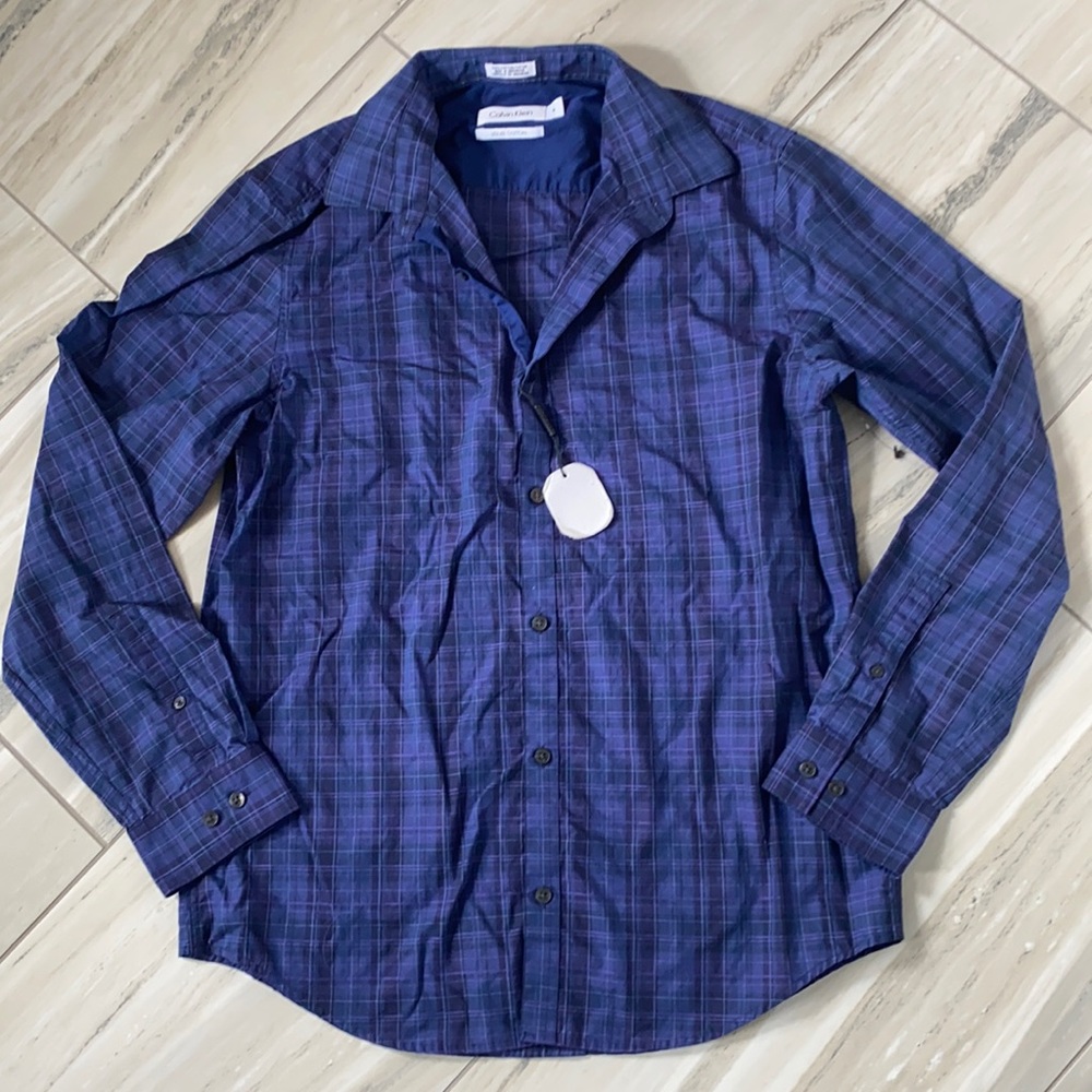 Calvin Klein Shirt New but Accidentally Washed! M